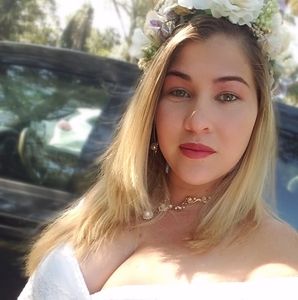 Meet your Posher, Anabel